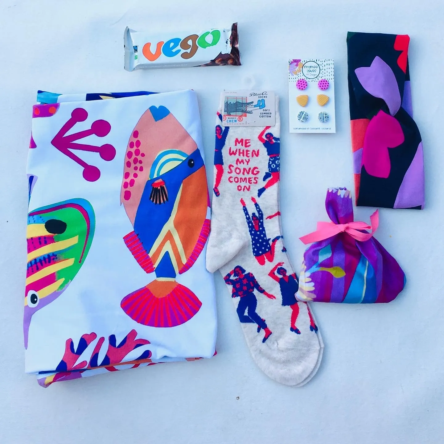 MYSTERY DRESS & ACCESSORY BOX