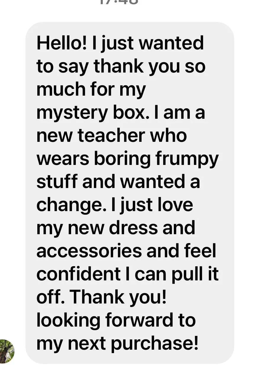 MYSTERY DRESS & ACCESSORY BOX