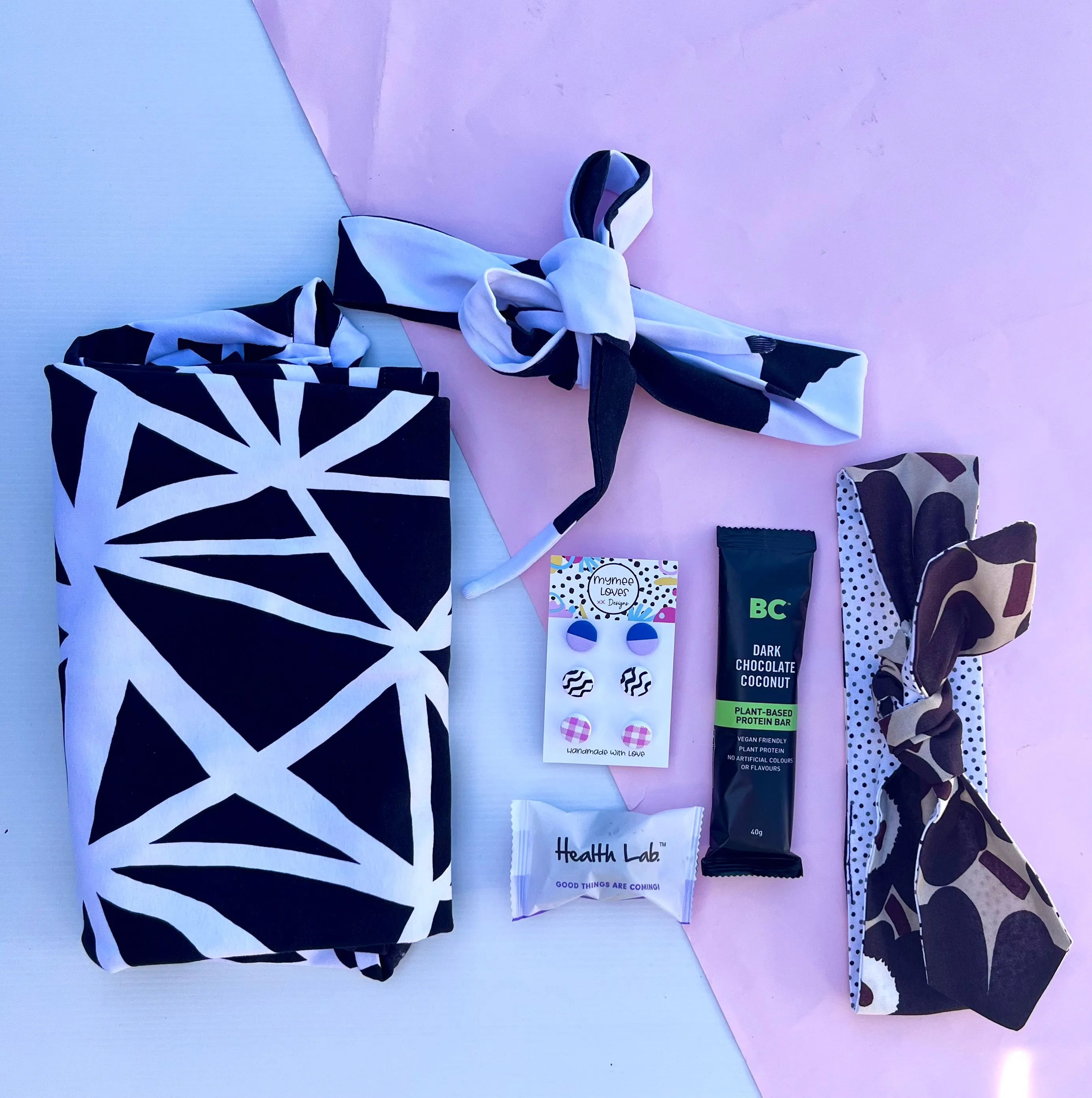 MYSTERY DRESS & ACCESSORY BOX