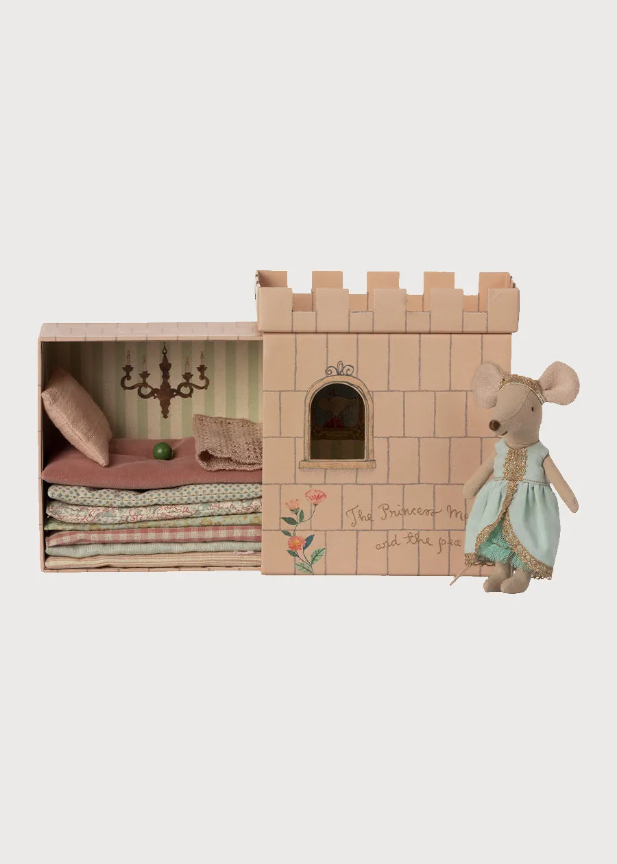 Princess and the Pea, Big Sister Mouse