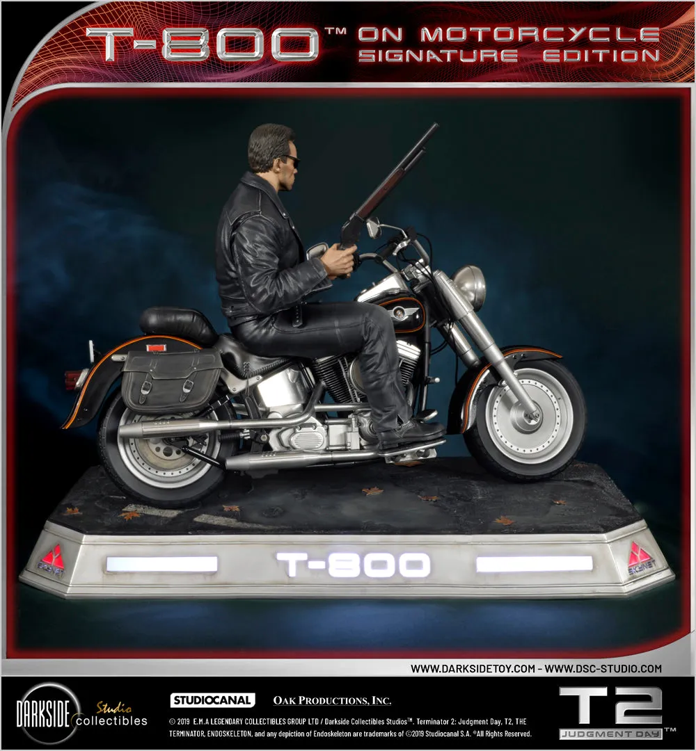 Terminator 2 - T-800 on Motorcycle (Regular) Signature Edition 1/4 Scale Statue