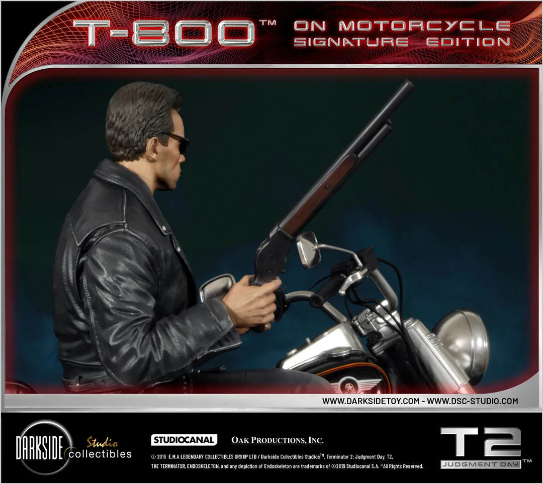 Terminator 2 - T-800 on Motorcycle (Regular) Signature Edition 1/4 Scale Statue