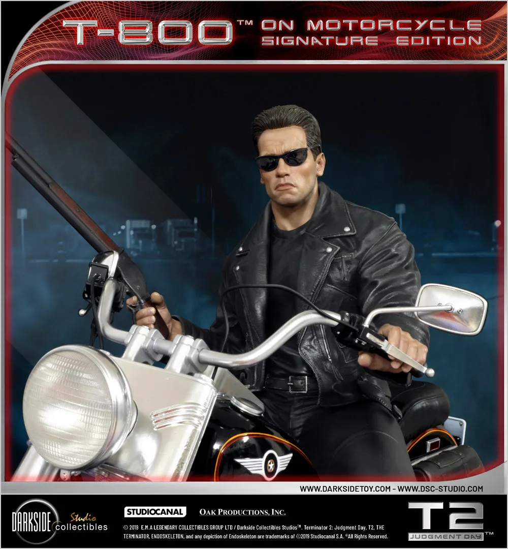 Terminator 2 - T-800 on Motorcycle (Regular) Signature Edition 1/4 Scale Statue